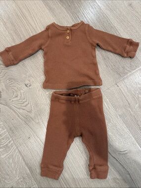 H&M Baby Organic Cotton Waffle Knit Baby Set in Rust